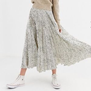 ASOS midi skirt in leopard print size 2